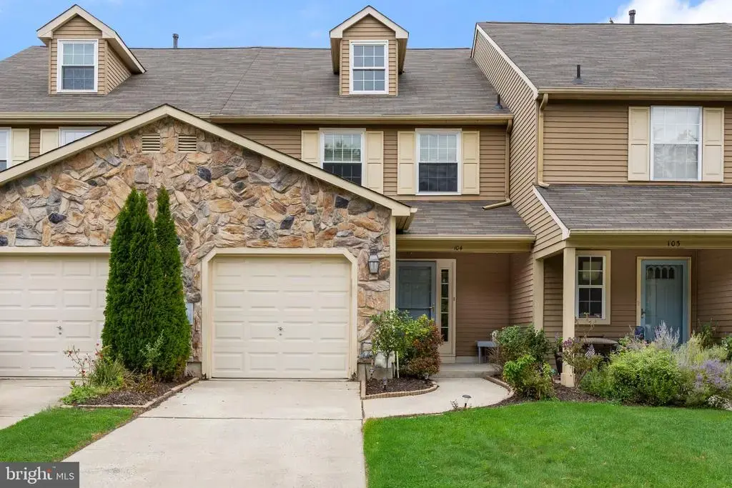 104 Lamplighter, MARLTON