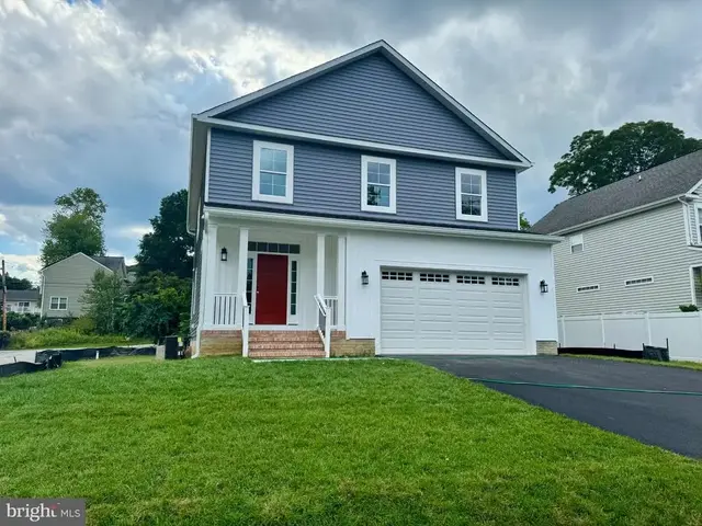 3646 Otis Ave, Edgewater