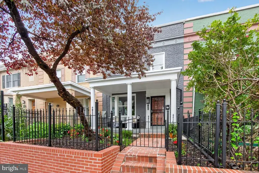 1428 Parkwood Pl Nw, WASHINGTON