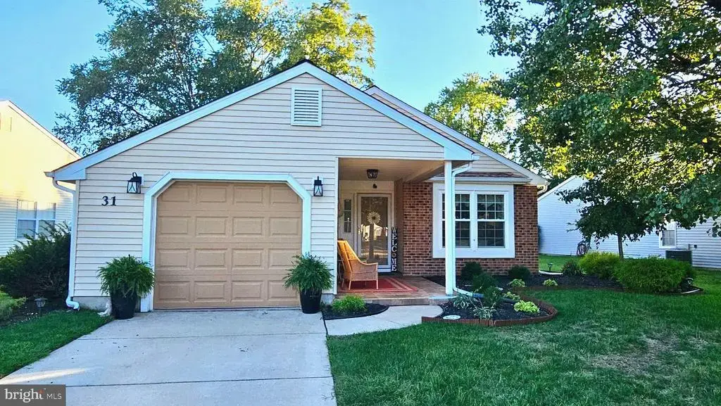 31 Blanchard Dr, WOODBURY