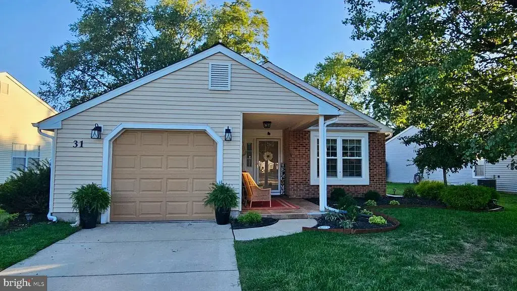 31 Blanchard Dr, WOODBURY