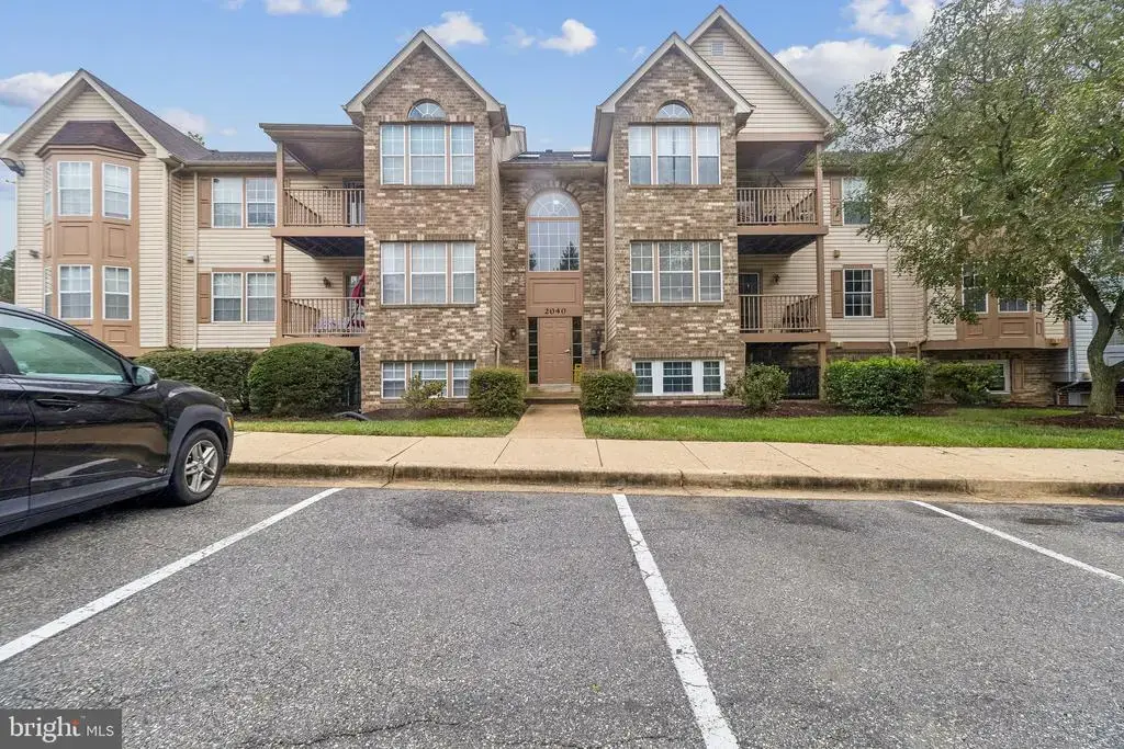 2040 Alice Ave #202, OXON HILL