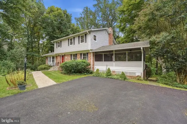 12504 Davan Dr, Silver Spring
