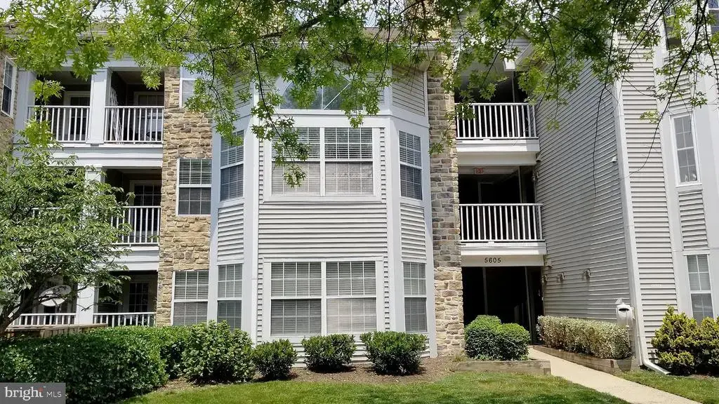5605 Willoughby Newton Dr #22, CENTREVILLE