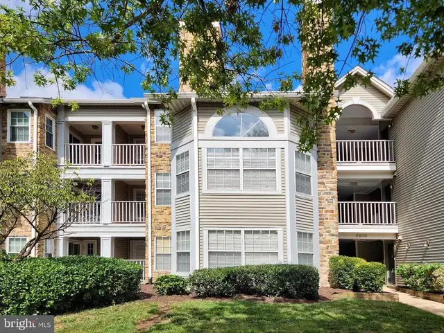 5605 Willoughby Newton Dr #22, Centreville
