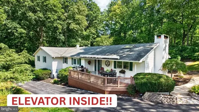 2439 Horseshoe Trl, Chester Springs