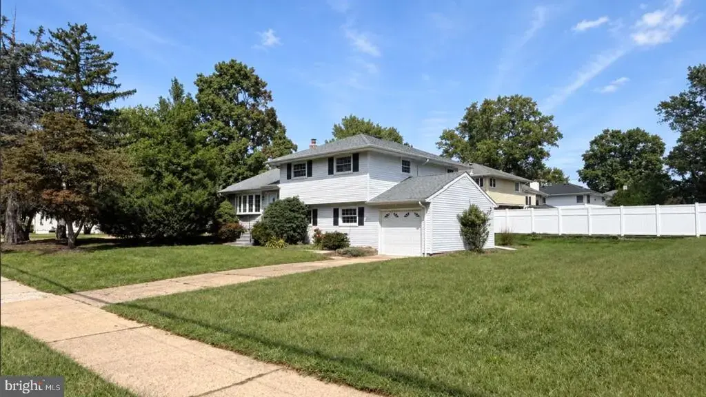 2210 Klockner Ave, HAMILTON TWP