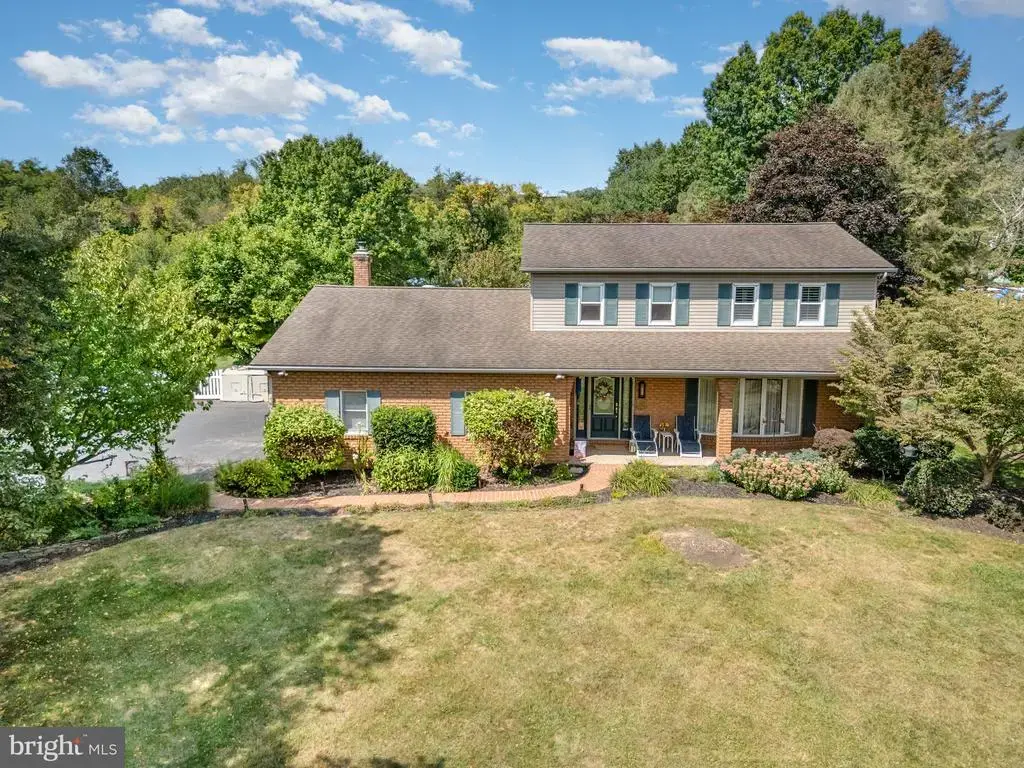 1446 S Mountain Rd, DILLSBURG
