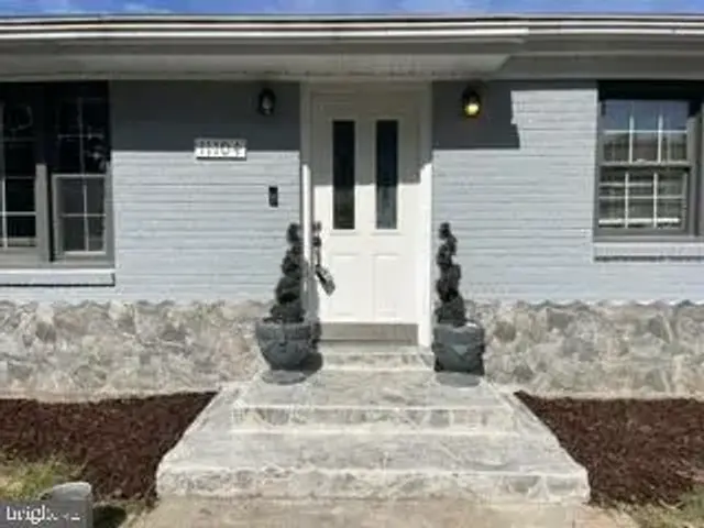 11104 Beach Mill Rd, Great Falls