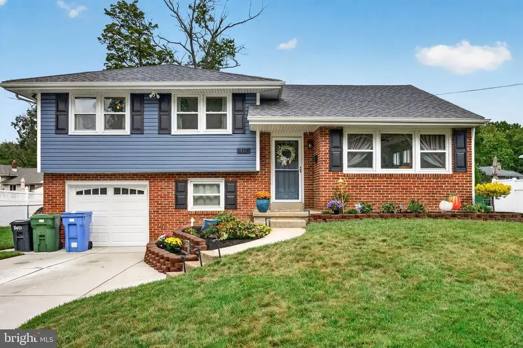 417 Kingston Dr, CHERRY HILL