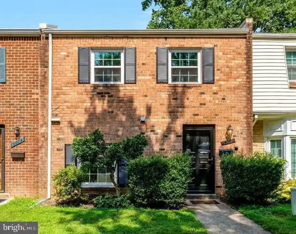6372 Eighth Cir, ALEXANDRIA
