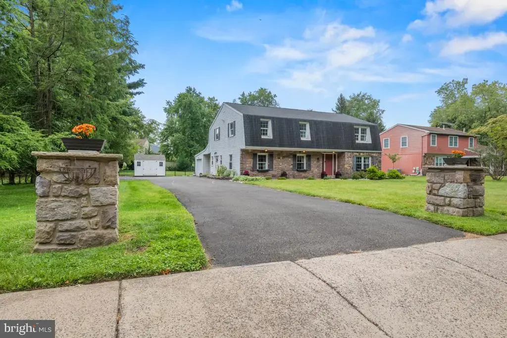 228 Lenape Dr, NORTH WALES