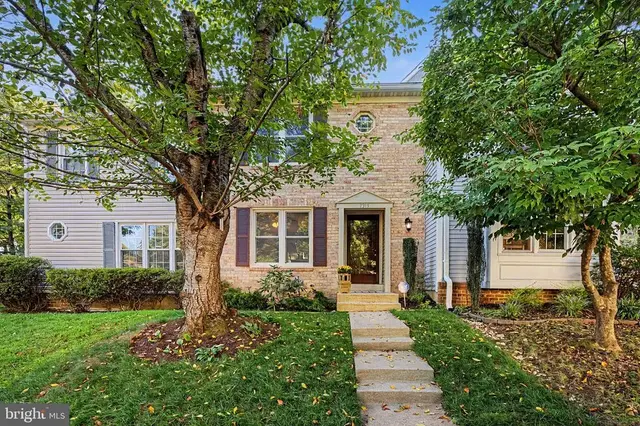 7315 Stream Way, Springfield