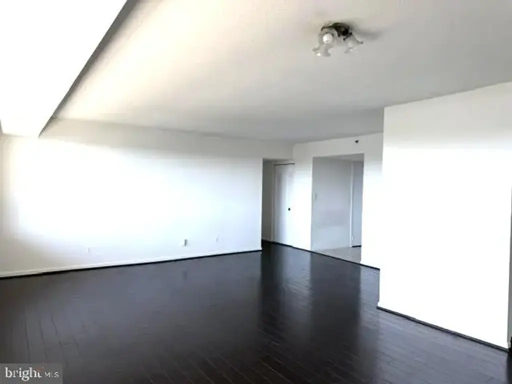 3713 S George Mason Dr S #704, FALLS CHURCH