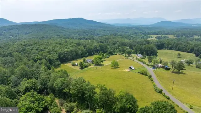 Aaron Mountain Rd, Castleton