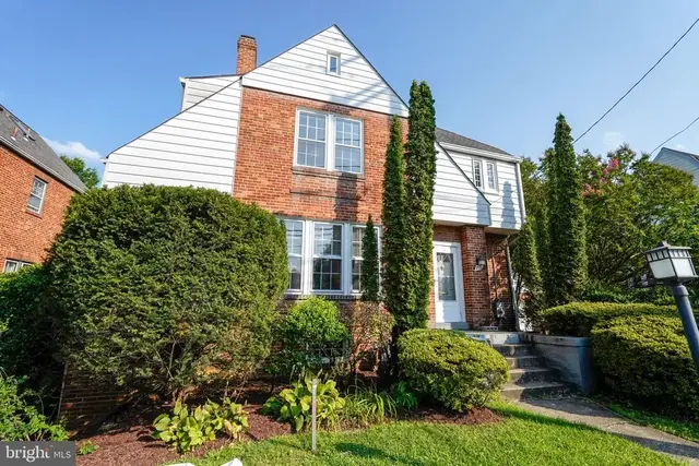 710 Wayne Ave, Silver Spring