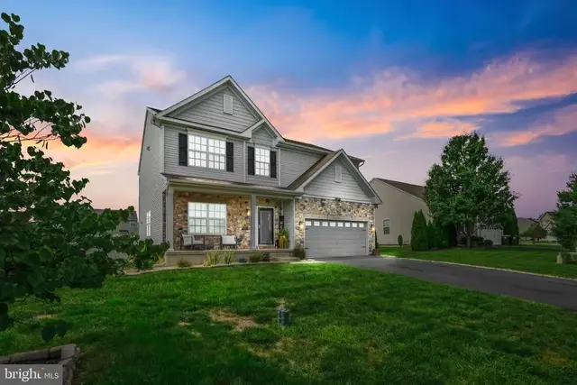 195 Westbury Dr, Gilbertsville