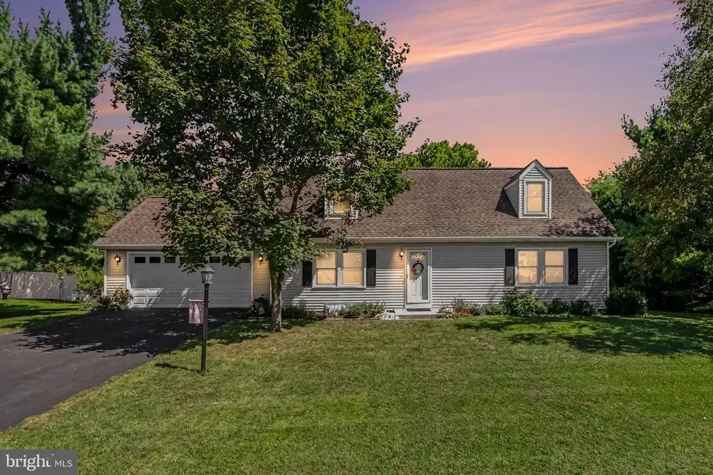 37 Goldenrod Dr, CARLISLE