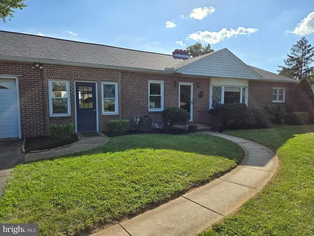 1664 Altland Ave, York