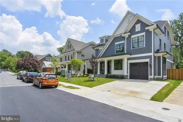 4510 Maple Ave, Bethesda