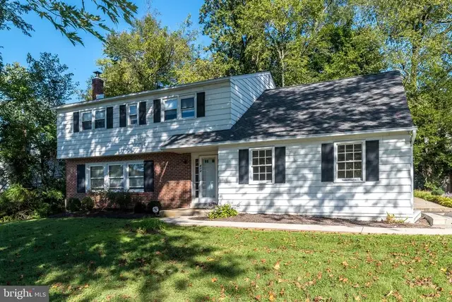 614 W Brookhaven Rd, Wallingford