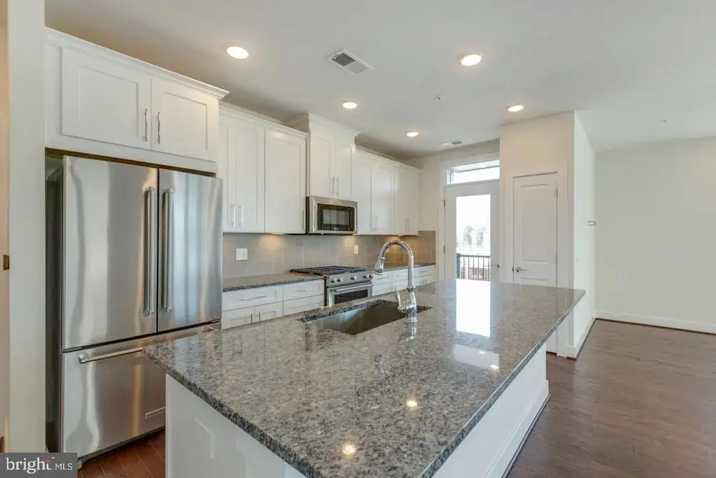 11200 Reston Station Blvd #304, RESTON