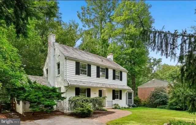 4616 Norbeck Rd, Rockville