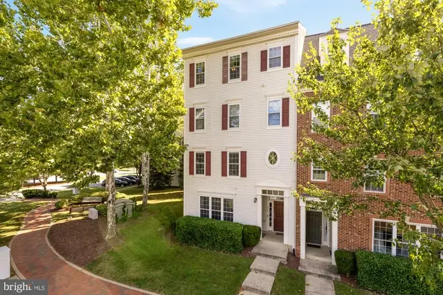 640 Orchard Ridge Dr #100, Gaithersburg