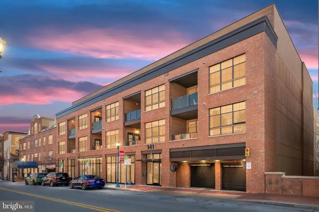 141 West St #204, ANNAPOLIS