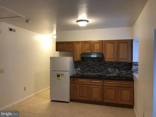 4029 Baring St #3f, Philadelphia