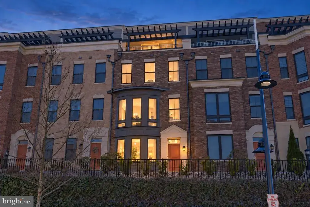 504 Riversail Ln #436, OXON HILL