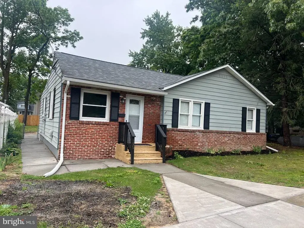 139 Oak Ave, RUNNEMEDE