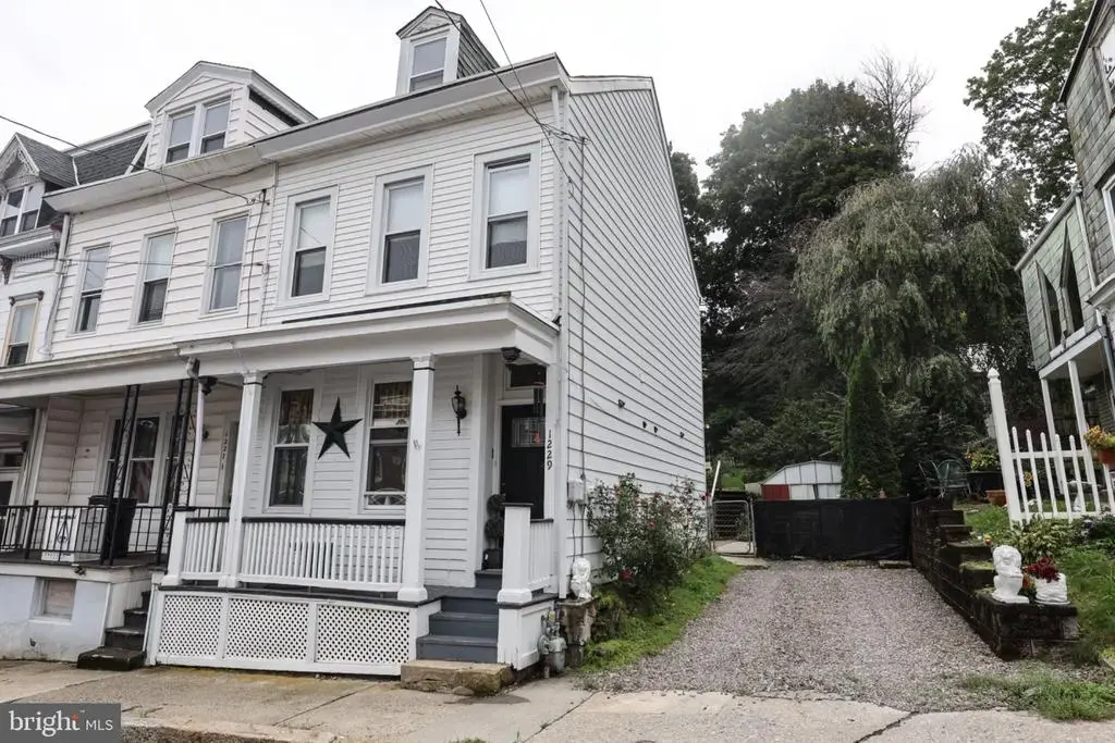 1229 W Norwegian St, POTTSVILLE