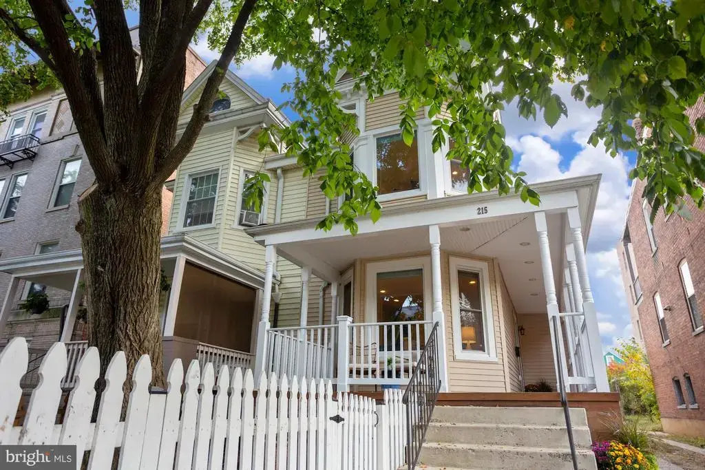 215 T St Ne, WASHINGTON