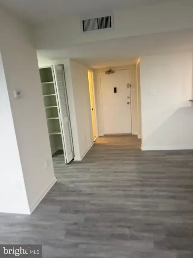 6301 Stevenson Ave #911, Alexandria
