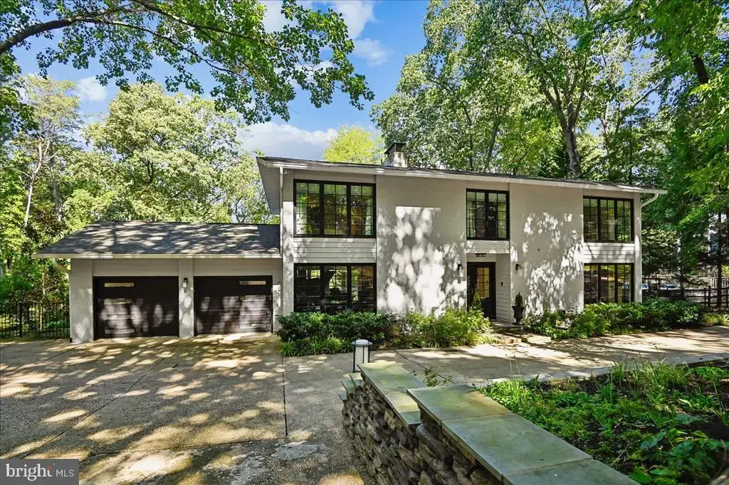 322 Eagle Hill Rd, PASADENA