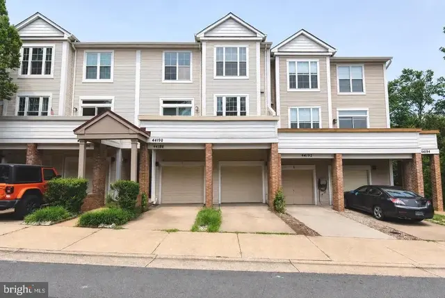 44190 Mossy Brook Sq, Ashburn