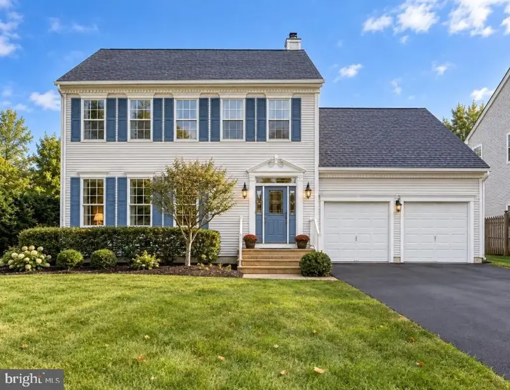 1 Wyckoff Dr, PENNINGTON