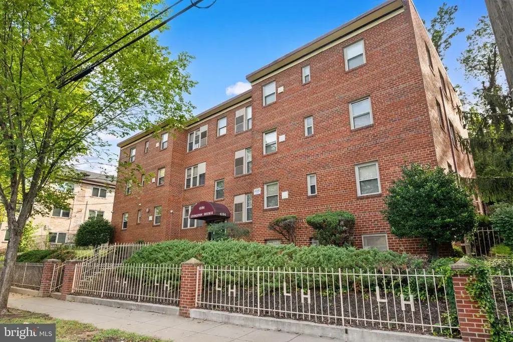 4184 Livingston Rd Se, WASHINGTON