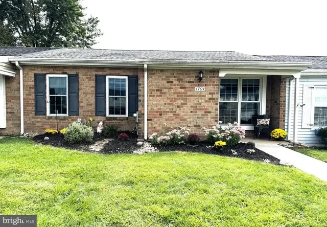 5765 Corsair Ct, Bensalem