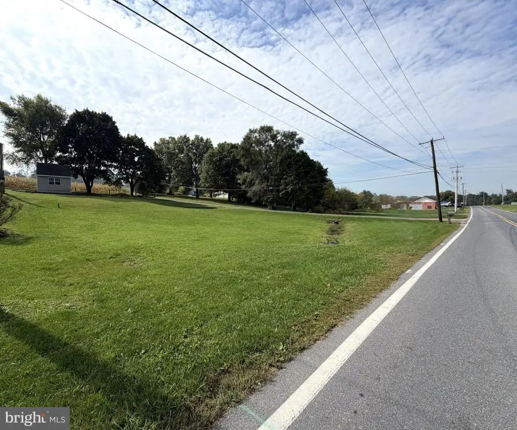 779 Piketown Rd, HARRISBURG