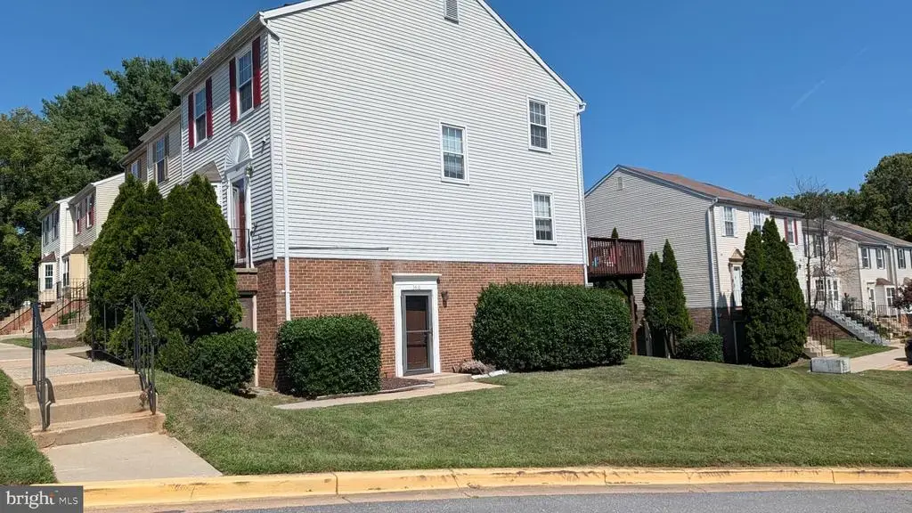 3416 Bruton Parish Way #26-180, SILVER SPRING