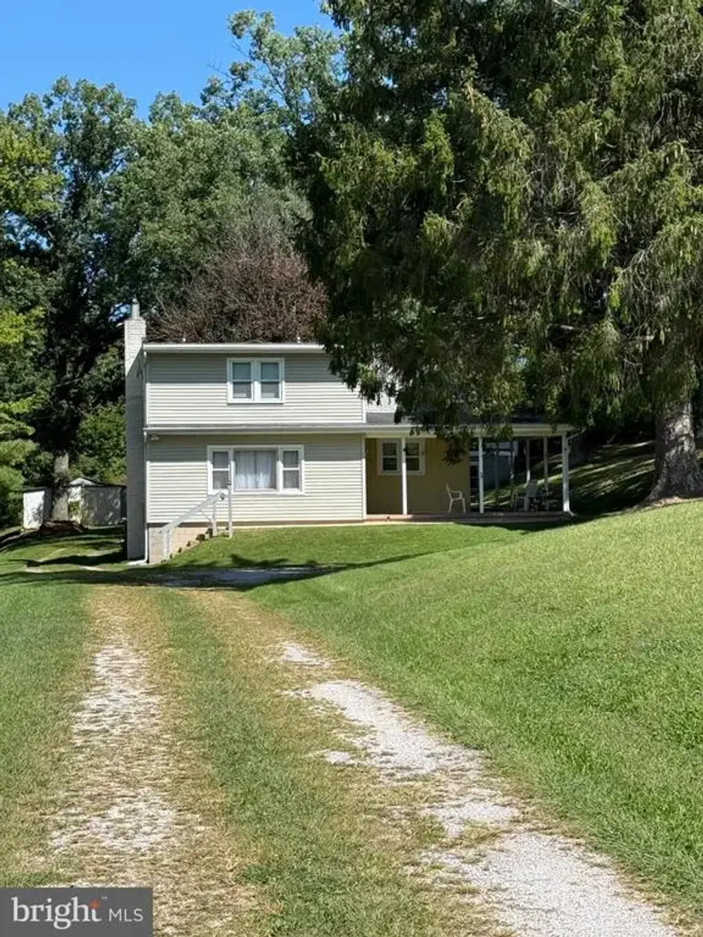 375 Cloverleaf Rd, YORK