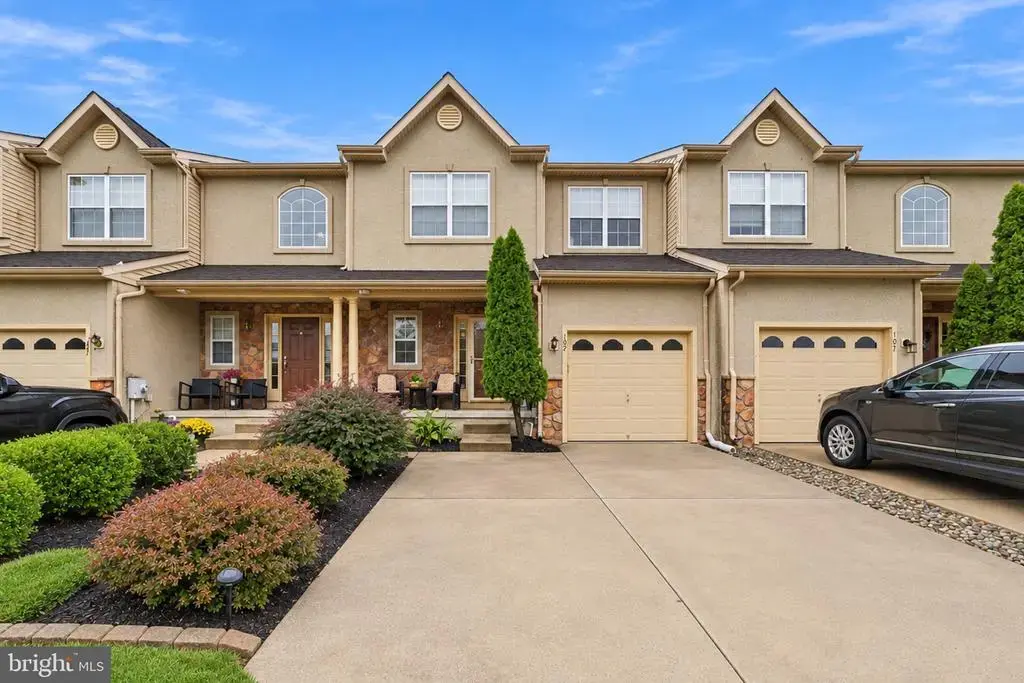 109 Glacier Dr, BERLIN