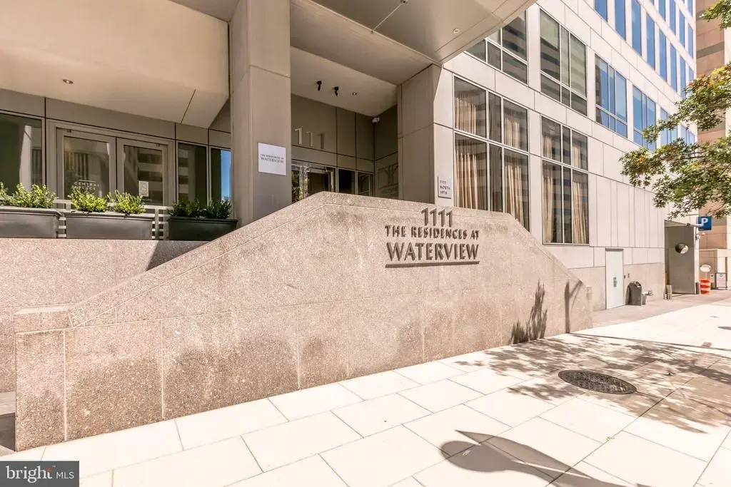 1111 19th St N #1406, ARLINGTON