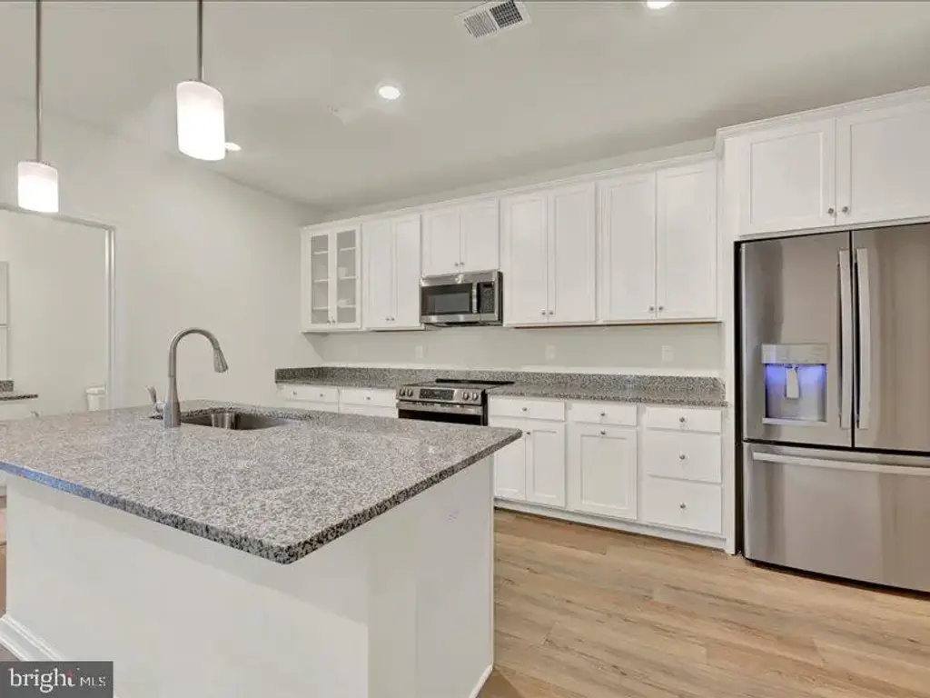 4001 Seaside Alder Rd #11207 - Holly, BOWIE