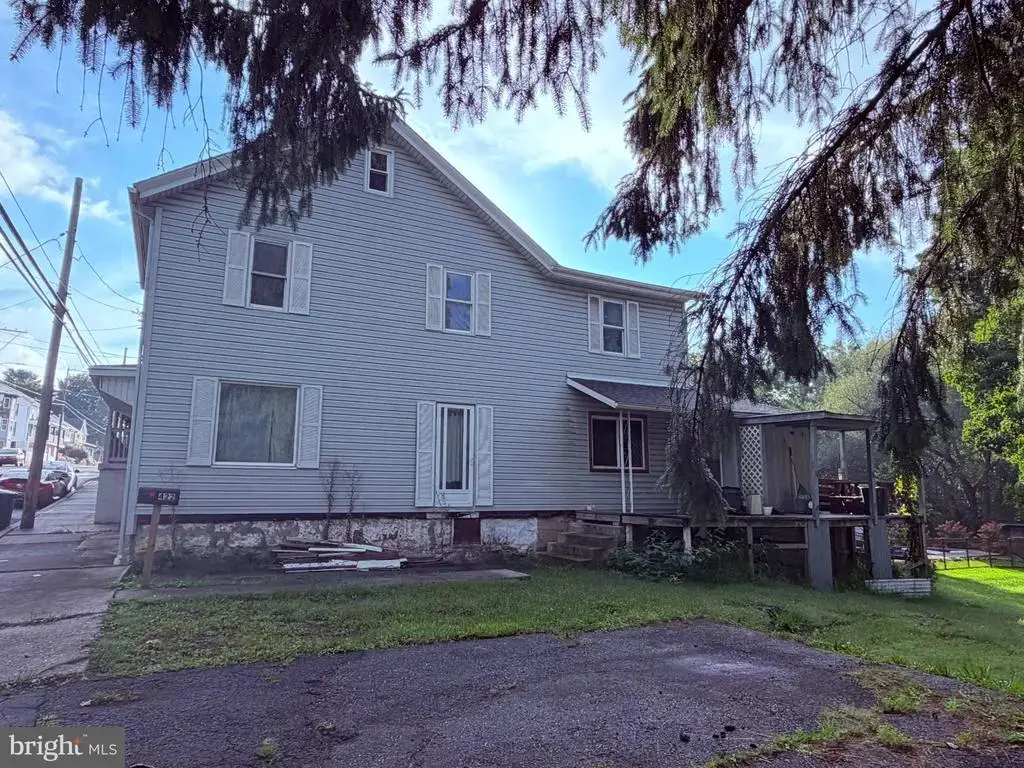 422 E Market Street, WILLIAMSTOWN