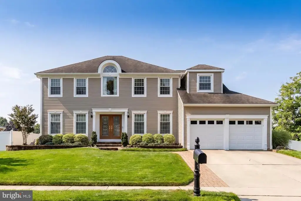 2 Walton Dr, SEWELL
