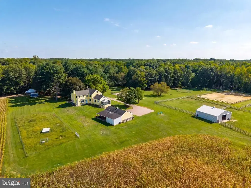 1445 Commissioners Rd, MULLICA HILL