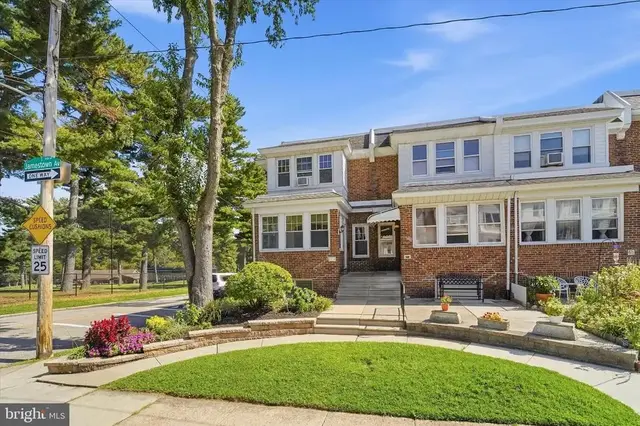 675 Jamestown St, Philadelphia